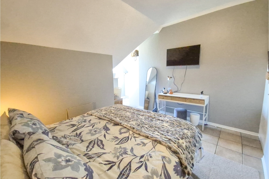 2 Bedroom Property for Sale in Rosendal Western Cape